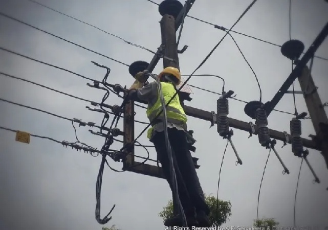 Abuja Electric staff electrocuted while working at the office