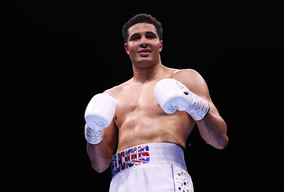 Boxing?s ?next Anthony Joshua? retires after just one professional fight with stunning statement released