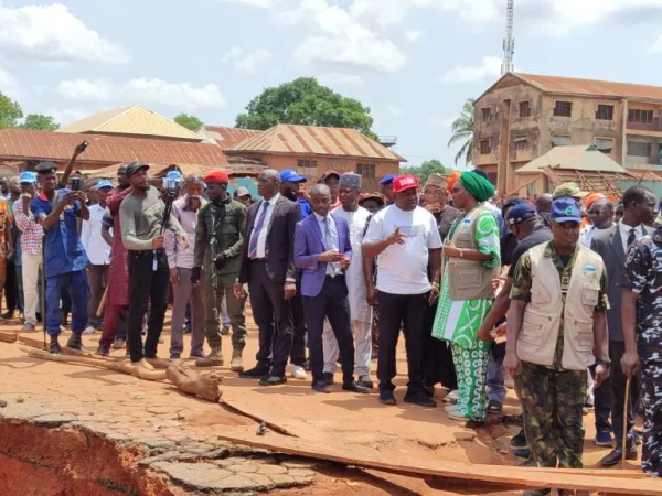 Niger Floods: FG initiates solution to Mokwa collapsed bridge