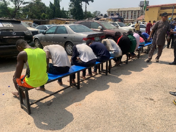 Police detain 6 wanted gang members, recover pistols