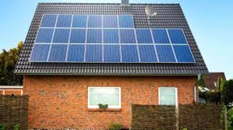 FG warns against rooftop installation of solar panel, says it?s unprofessional, risky