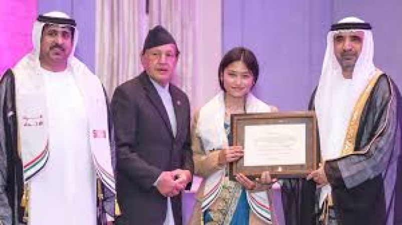 Meet the girl with world?s most beautiful handwriting? Honored by armed forces and she is not from India, Russia, Ukraine Or USA; She Is..