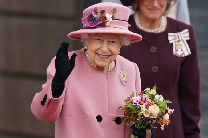 Queen Elizabeth didn?t sleep in Ijebu during her visit in 1956 ? Group
