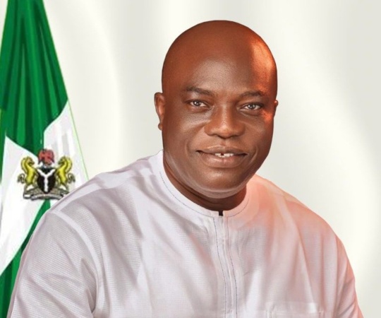 Edo?s lone LP senator Imansuen to defect to APC