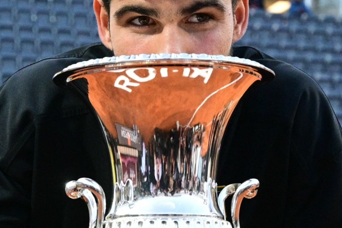 Alcaraz saves three match points to beat Sinner to French Open title