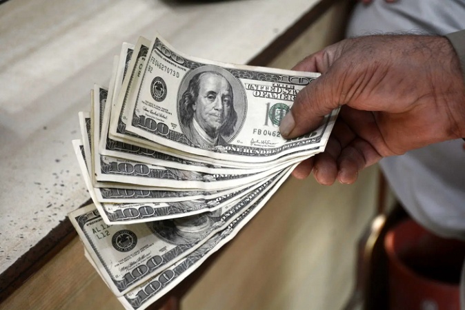 U.S. added more than 1,000 millionaires every day last year ? Report
