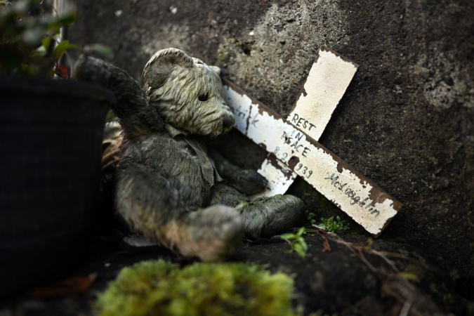 796 babies feared buried in septic tank at Catholic-run home for unwed mothers