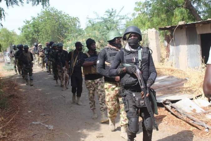 Kidnap victim, vigilante killed in gun battle with abductors