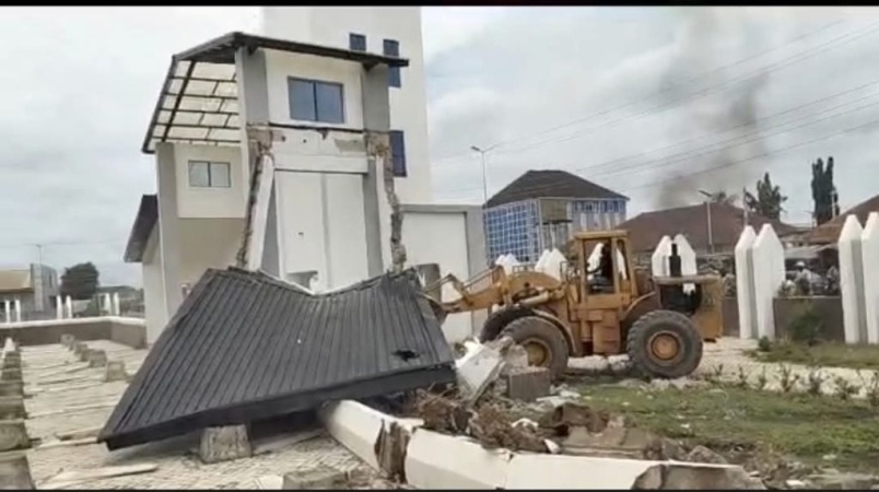 Owo Massacre: Aiyedatiwa economical with truth over demolition of cenotaph ? Group