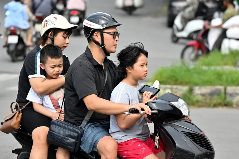 Vietnam scraps two-child policy to combat falling birthrate