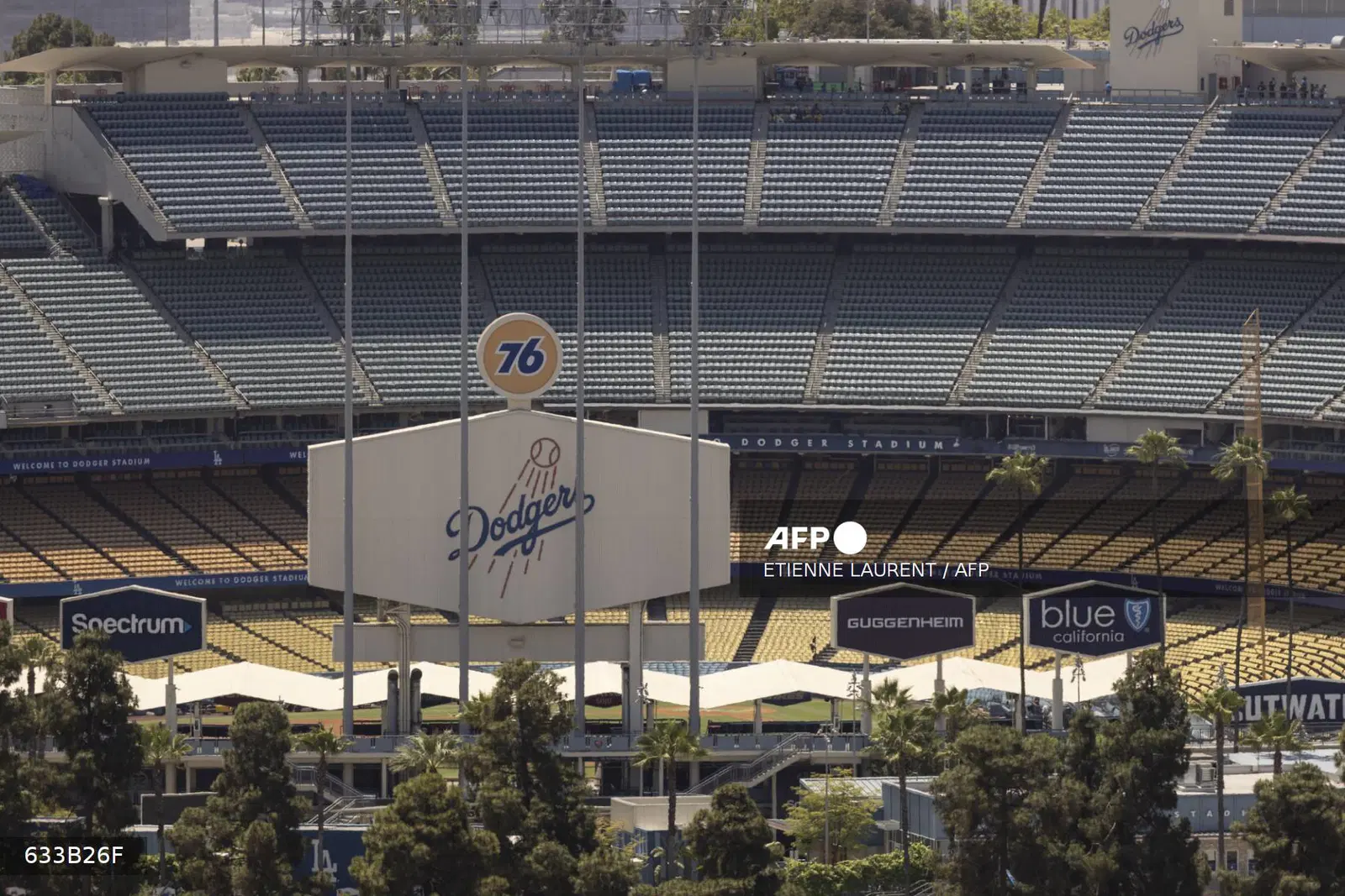 US immigration agents barred from LA Dodgers? stadium