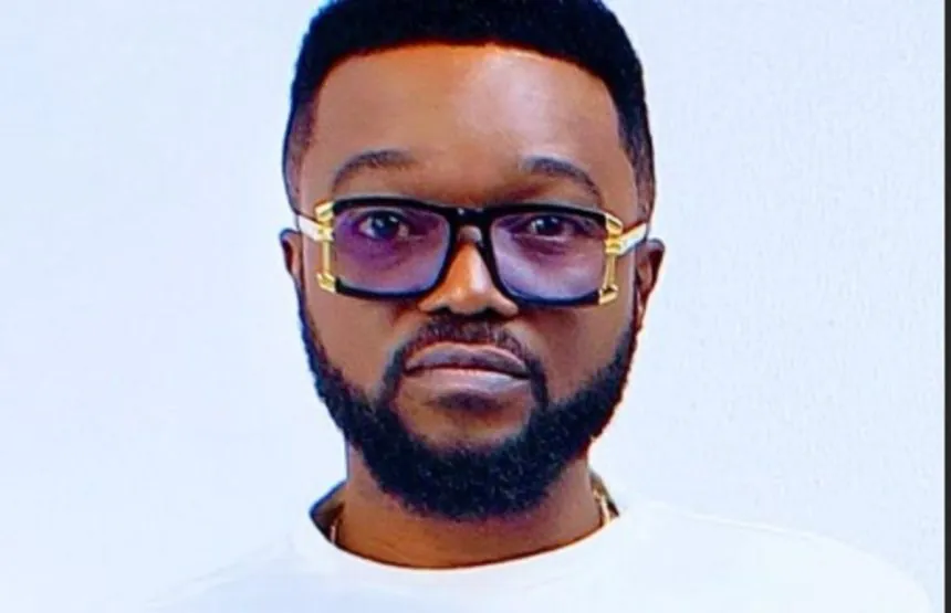 Nigerian gospel artiste takes church to streets with ?Fuji Rush?
