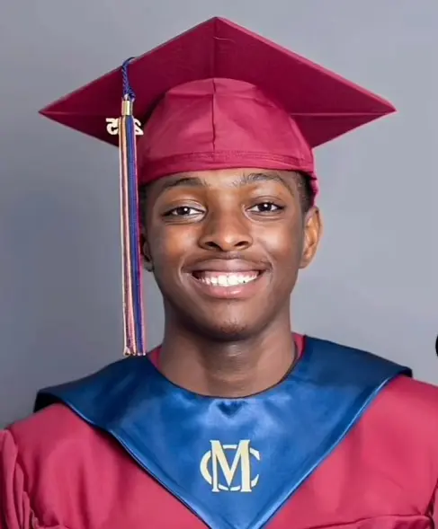 GoFundMe for teen who rushed to Burger King shift after graduation skyrockets to $130K ? and keeps climbing