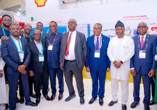 Rain of praise as Shell Companies in Nigeria kick-start elaborate exhibition at Nigeria Oil and Gas Conference