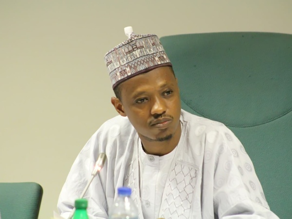 Reps advance bill to ensure free access to internet in public places
