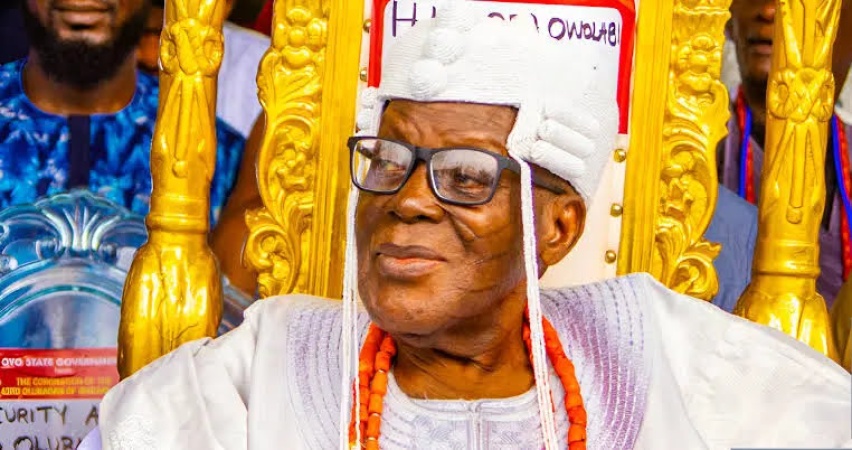 Olubadan died when his wise counsel was most needed ? Akpabio mourns