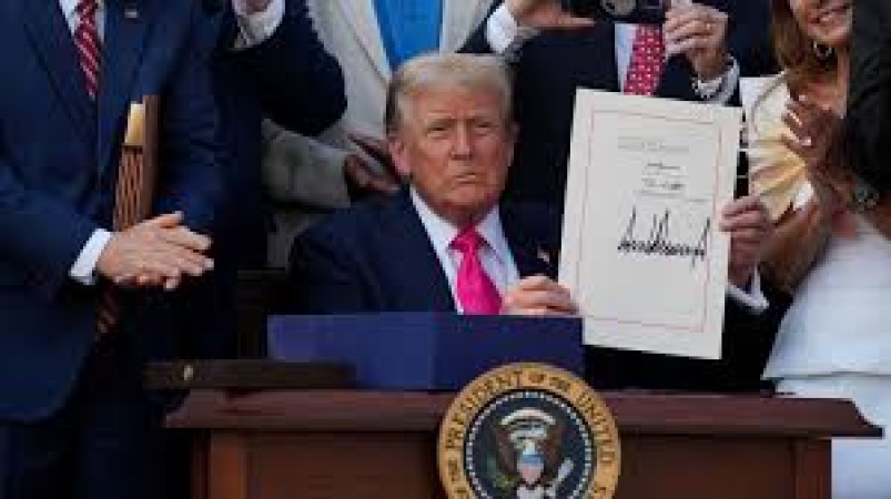 Democrats try to spoil Trump?s victory party by slamming his greatest domestic win
