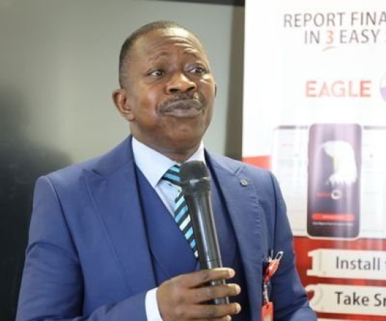 EFCC quizzes suspect over undeclared $420,900, ?5,825, CFA3,95m alleged fraud