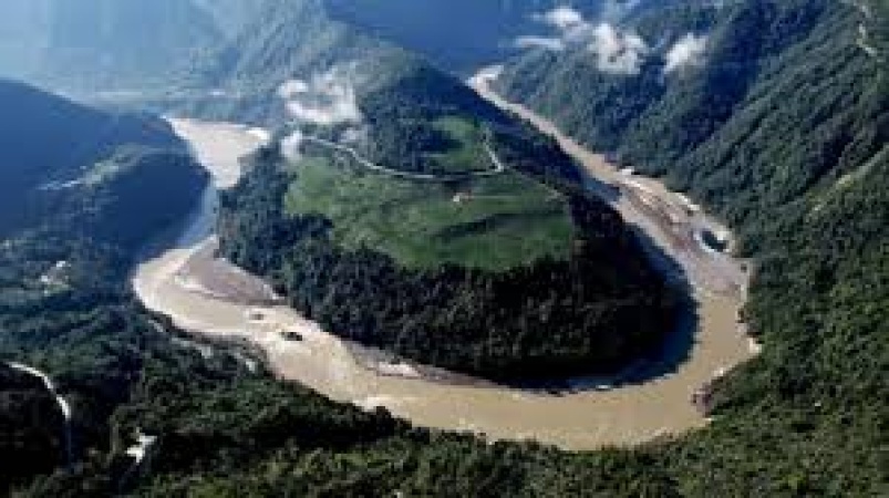 China begins building world?s largest dam, fuelling fears in India