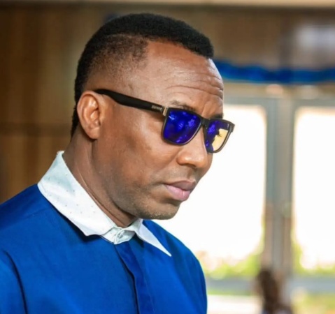 Why they stole my Ray-Ban glasses during police protest ? Sowore