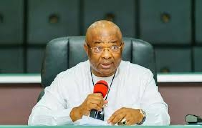 Uzodimma inaugurates Imo boundary committee, urges members to restore peace in communities