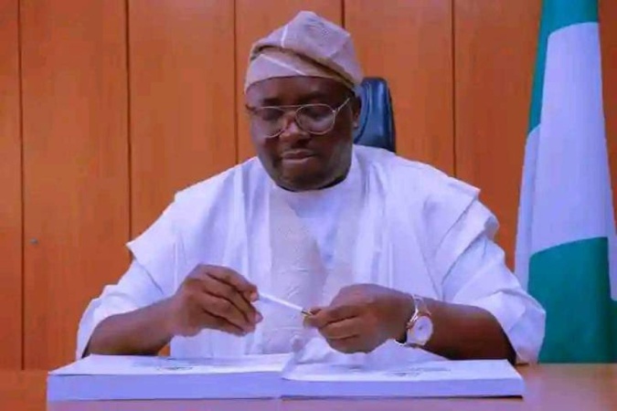 Power sector: FG announces plans to build $18.2bn super grid