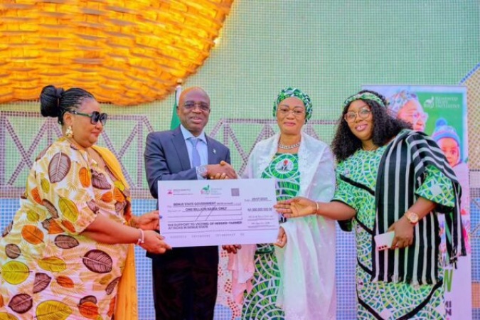 First Lady's N1bn donation tears Benue apart, IDPs protest, demand immediate sharing of fund