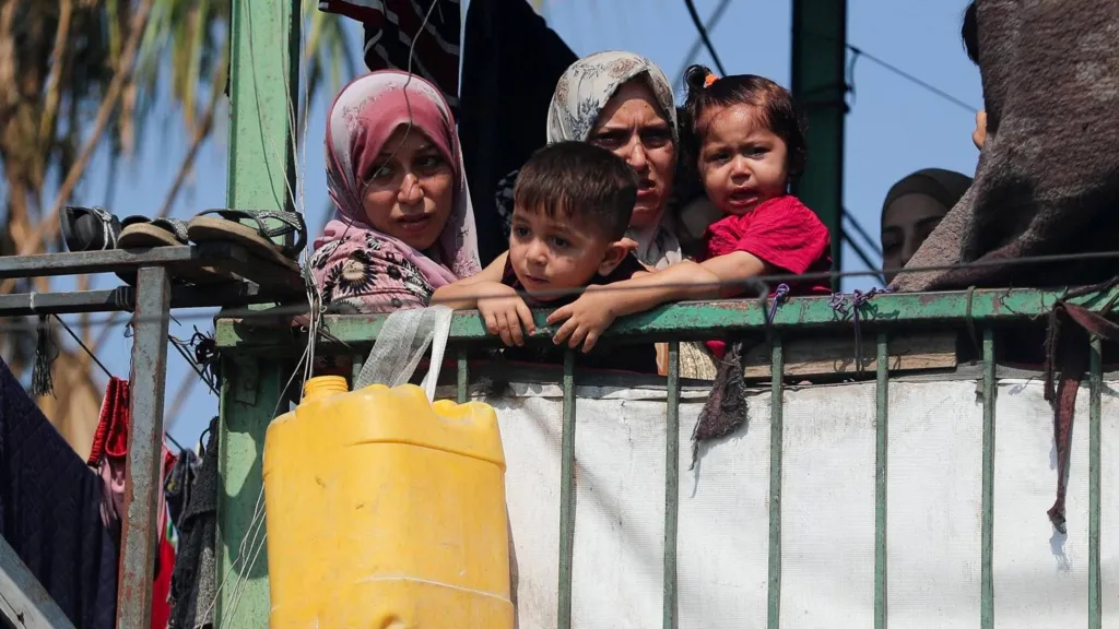 Gaza ceasefire talks on verge of collapse, Palestinian officials say