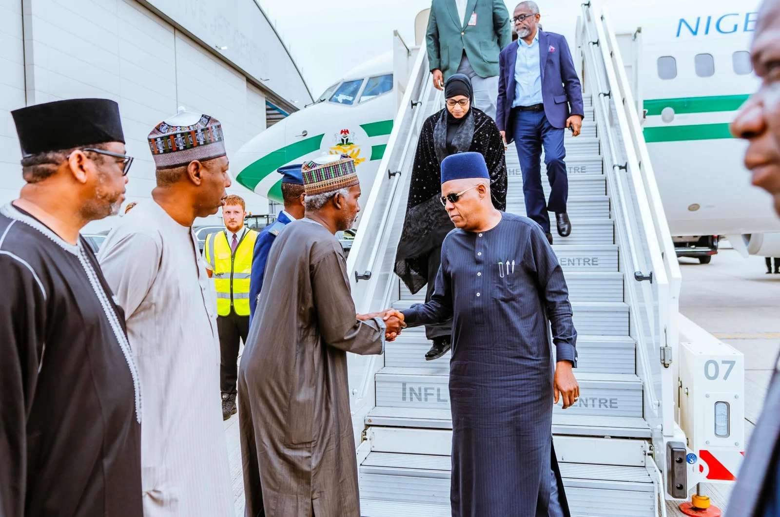 Shettima arrives London to receive Buhari?s body