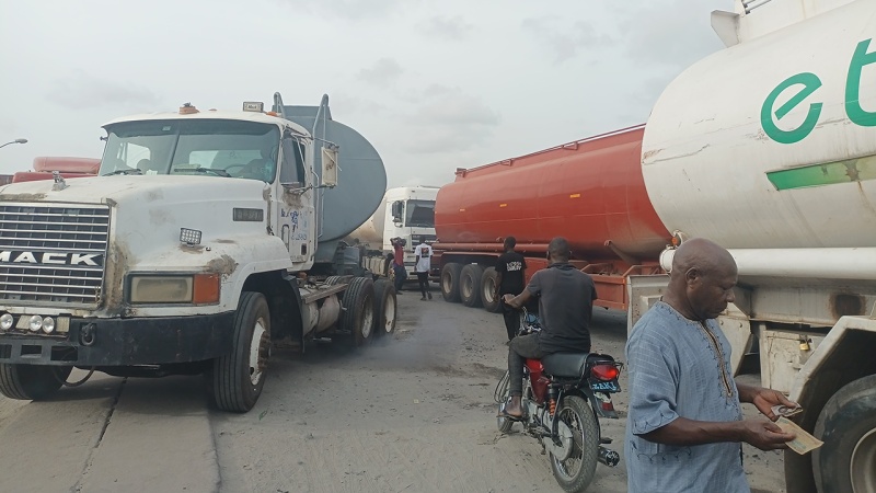 Petrol tankers to stop loading beyond 45,000 litres by October 1 ? IPMAN