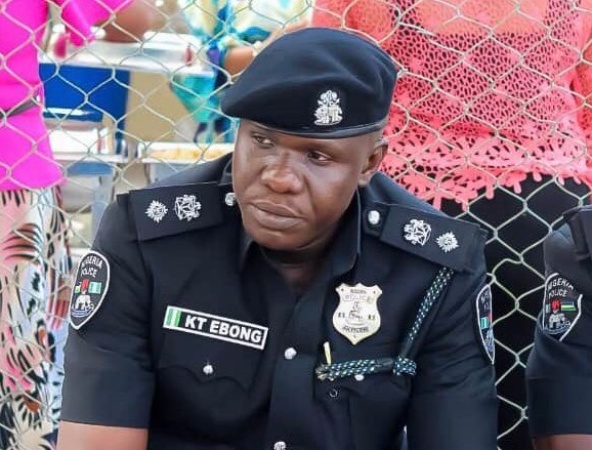 Police rejects N.8m bribe, arrests 2 robbery suspects