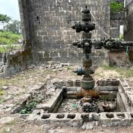 220 oil blocks abandoned amid debt, crude crises