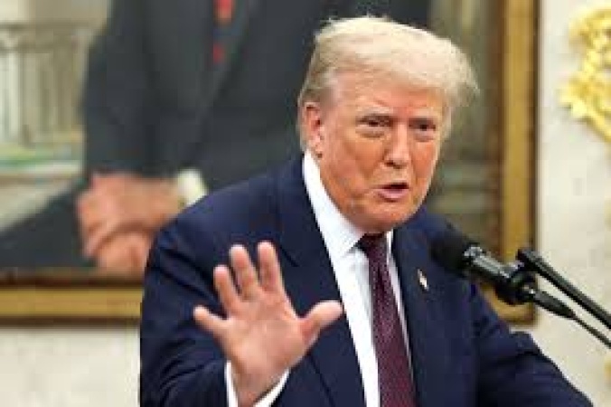 Trump orders new US census, gives directive on undocumented immigrants
