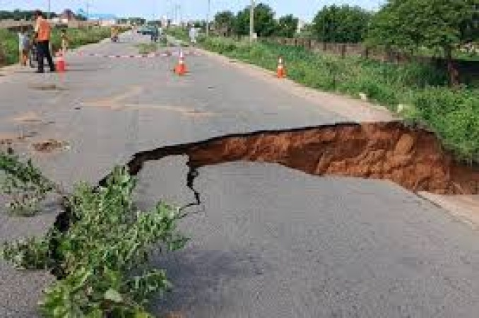 FRSC alerts motorists as Katsina?Batsari bridge collapses