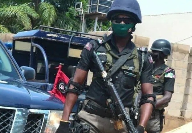 MOPOL, security guards arrested over warehouse burglary in Ogun
