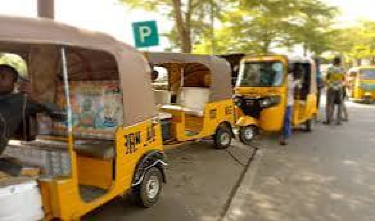Tricycle rider knocks down student in Nasarawa, victim dies in hospital