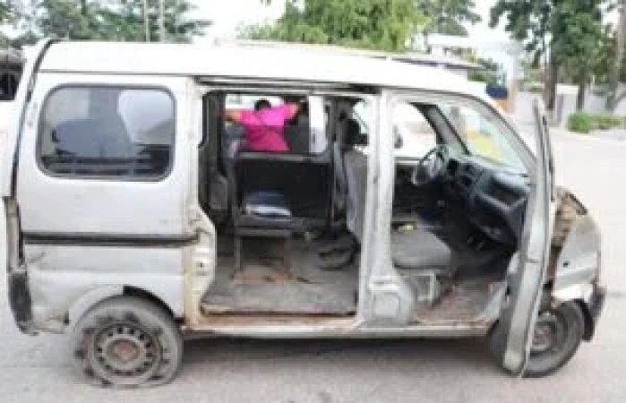 Police apprehend suspected ?1-chance? syndicate, recover vehicle