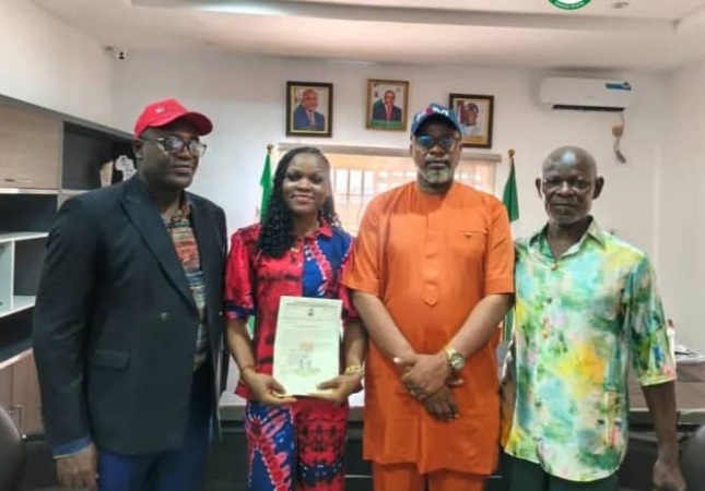 LG award master?s degree scholarship, appoints first-class graduate after 10 years