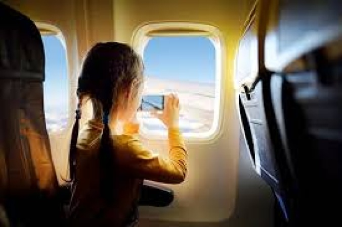 Delta, United sued for charging extra for ?window seats? without windows