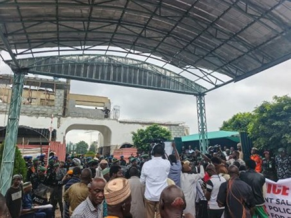 Police retirees announce date for ?father of all peaceful protests? in Abuja