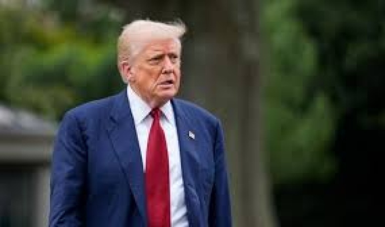 25 countries suspend package deliveries to US over new tariff rules