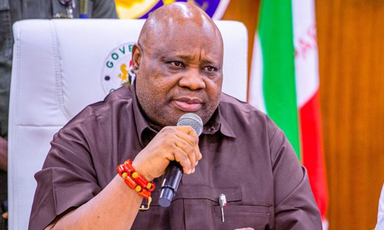 Osun APC blasts Adeleke for dragging FG to Supreme Court over withheld LG funds