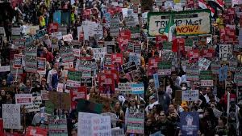 Trump threatens to deploy ?Department of WAR? in Chicago for federal crackdown  