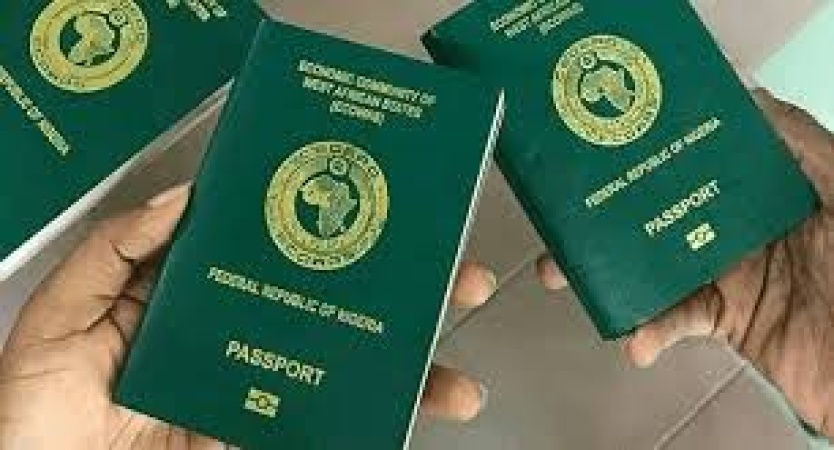 Nigeria?s new passport fees spark outcry, mixed experiences