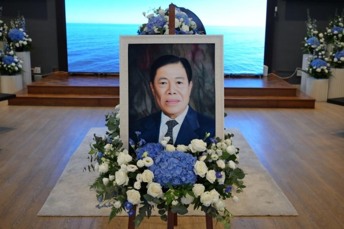 Late Singapore tycoon?s fortune makes six grandchildren billionaires