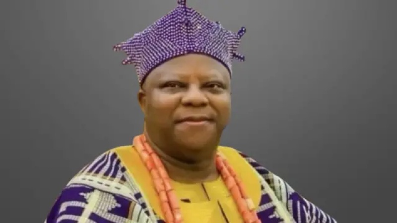Ruling houses jostle for throne of Osun oba jailed in US