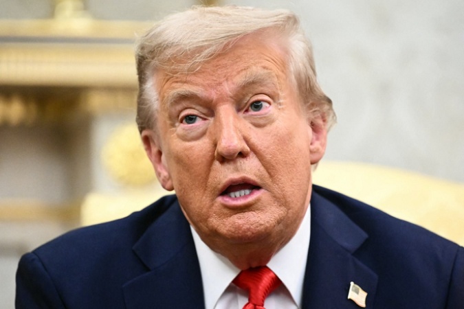 Trump demands NATO halt Russia oil purchases before US sanctions