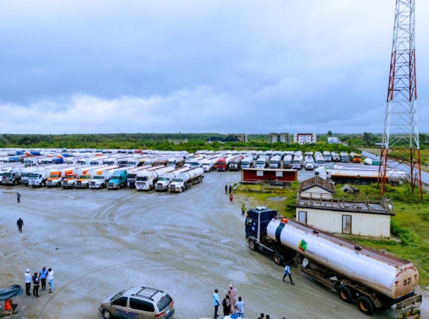 Dangote Refinery begins nationwide fuel distribution