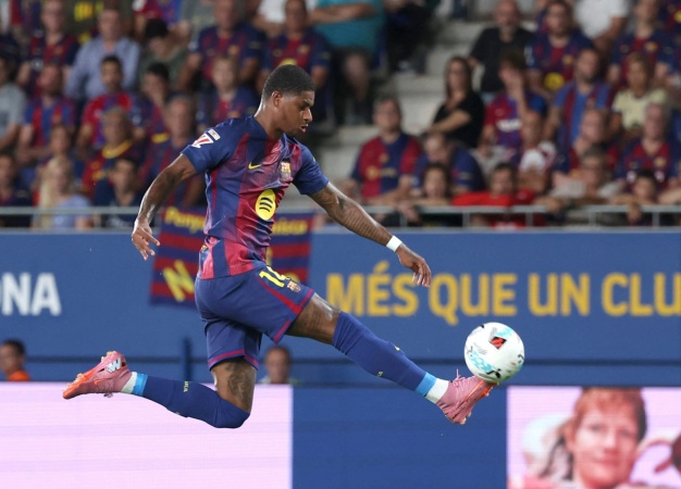 Spanish press react to ?undeniable? Marcus Rashford after ?wonder? moment for Barcelona in 6-0 thrashing