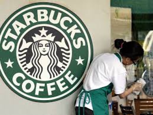 Starbucks staff to sue coffee shop over its ?tone deaf? new dress code